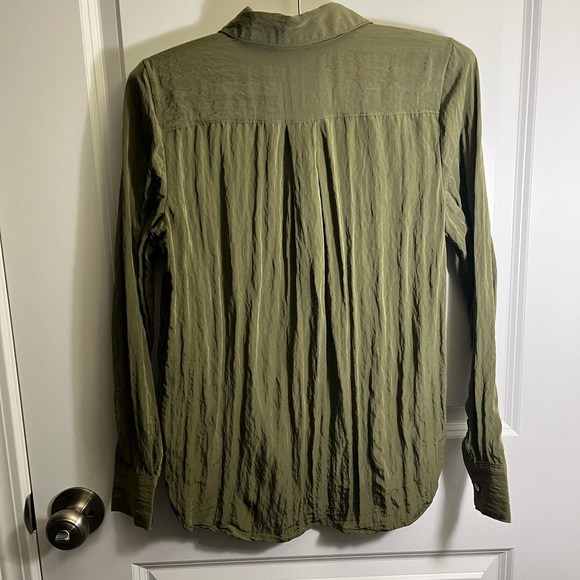 Madewell Olive Button Up Shirt Size Small - Picture 3 of 7